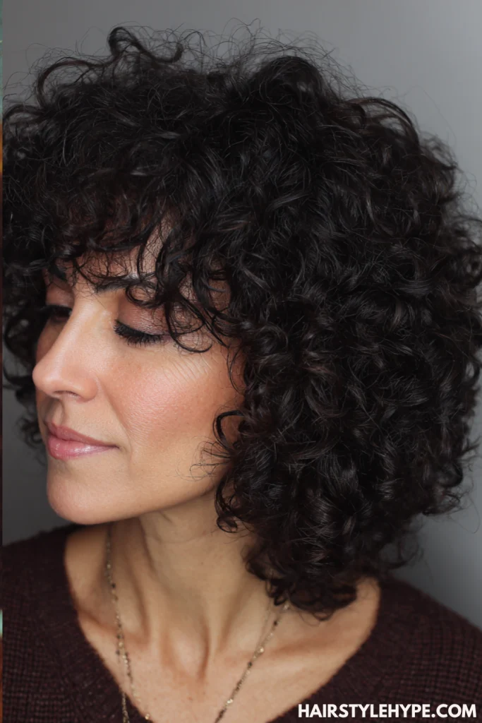 Razor-Cut Shaggy Style