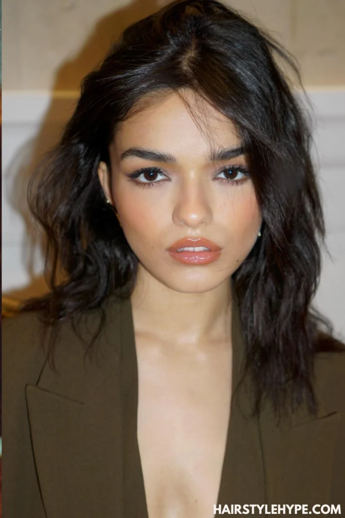  Sleek Straight Kitty Cut