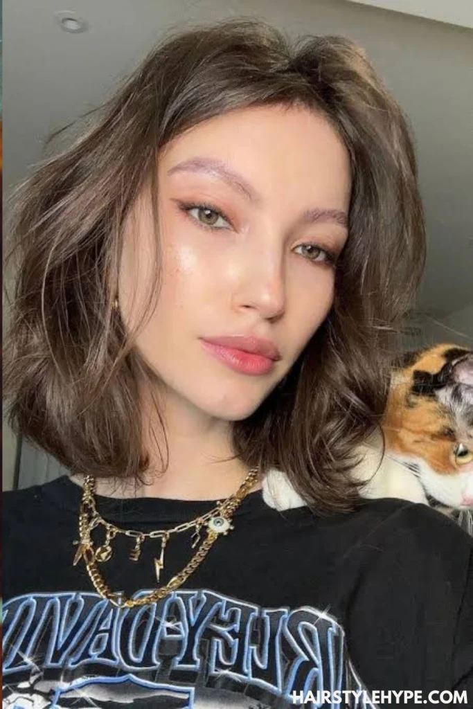 Straight Kitty Cut with Glossy Finish